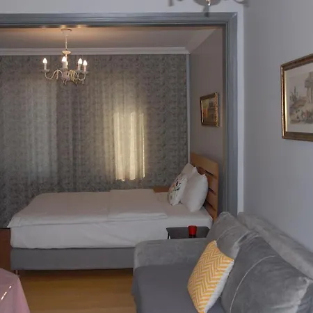 Ozcans Pera Flats 8 דירה איסטמבול