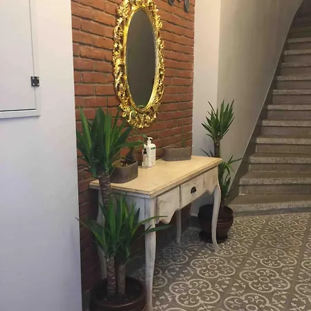 Ozcans Pera Flats 8 *