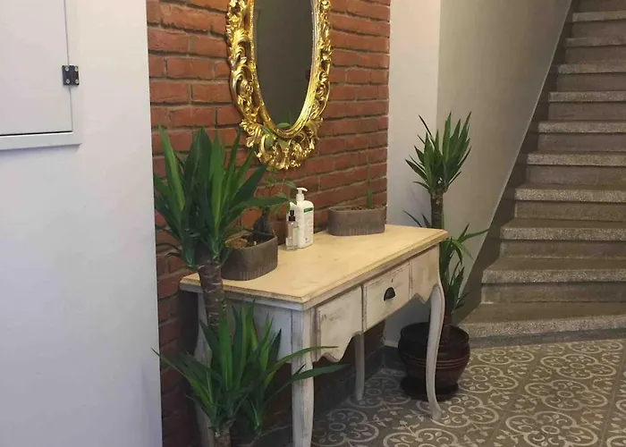 Ozcans Pera Flats 8 *